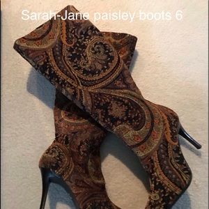 Gorgeous paisley boots